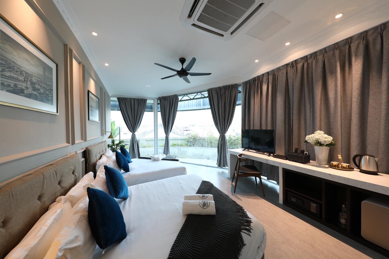 Manhattan By Reunion Inn 2*